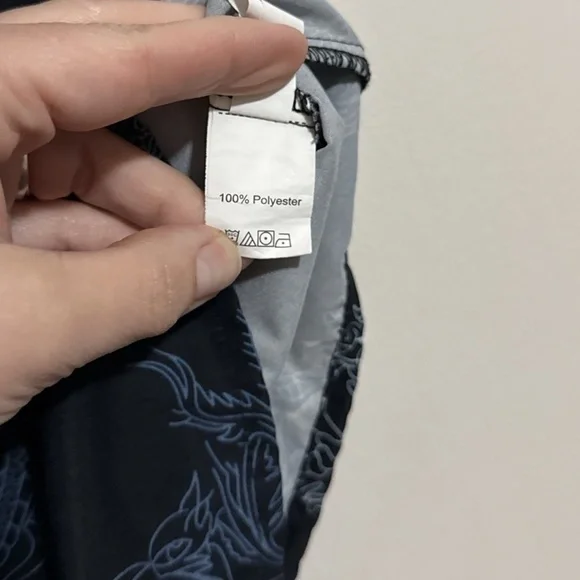 SHEIN Shirt Mens Medium Black Blue White Dragon Pattern Button Up Hawaiian - Picture 5 of 6